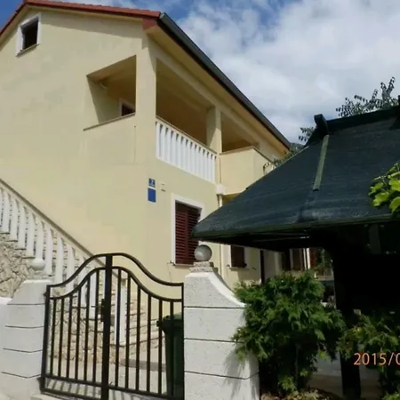 Apartamento Rena & Filip, By The Preko