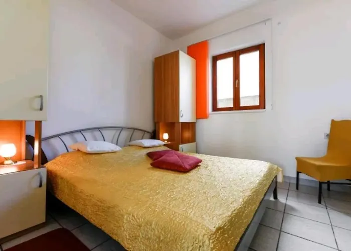 Rena & Filip, By The