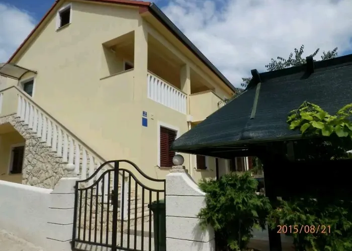 Apartamento Rena & Filip, By The Preko