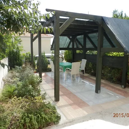 Rena & Filip, By The Apartamento Preko