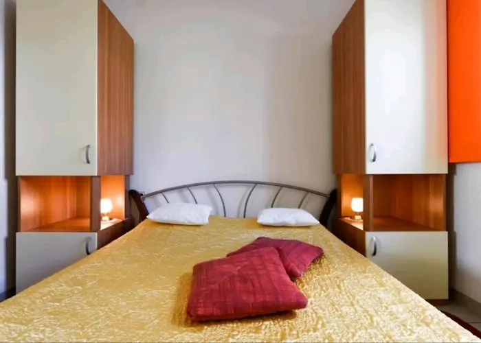 Rena & Filip, By The *