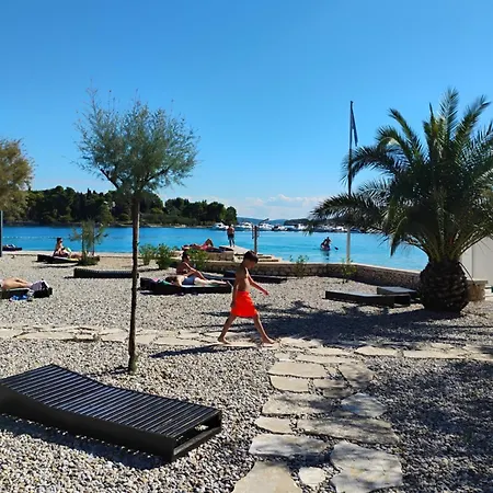 公寓 Rena & Filip, By The 普莱克