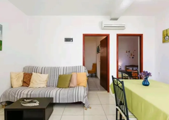 公寓 Rena & Filip, By The *