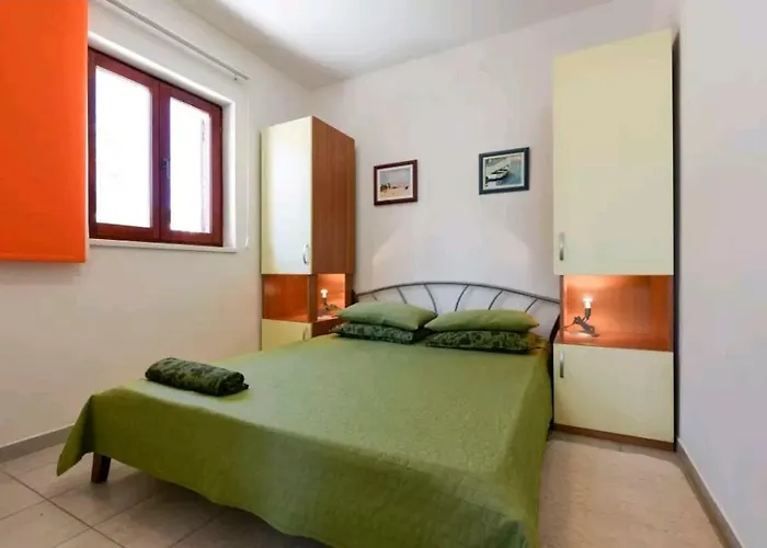 Rena & Filip, By The *